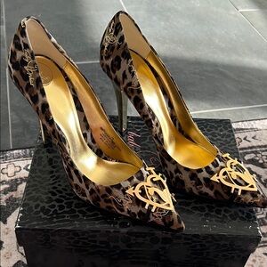 Baby Phat Leopard Print Pointed Toe Pumps with Gold Emblem